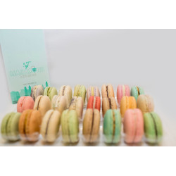 Insert plastique PET transparent 9 macarons (3x3) avec fermeture clipsable 11 x 16 x 2 cm - 25 unités