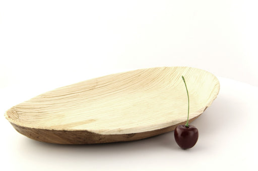 Assiette en palmier forme oeuf 400 ml 26 cm x 16 cm x 2,5 cm - 10 unités