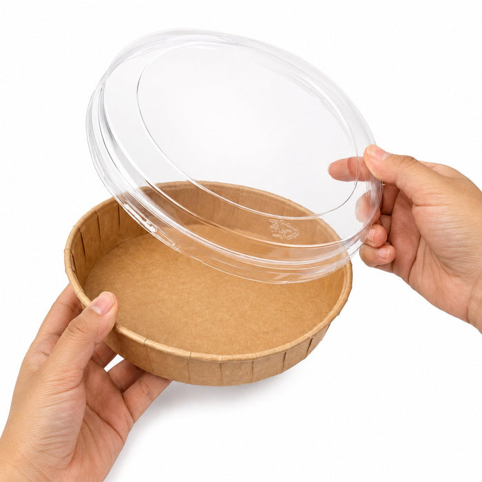 Couvercle PET anti-buée pour moule de cuisson - Ø 23 cm - Compatible avec 210MCTO240 - en main