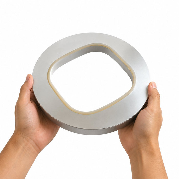 Opseal moule de scellage carré - 17 cm x 17 cm - en main
