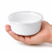 Pot à sauce rond blanc avec couvercle plat transparent - 120 ml - Ø 7,4 cm - H 4,5 cm - en main